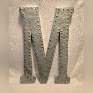 Home Decor Farmhouse Tin Letter "M" (17x12x1.5)